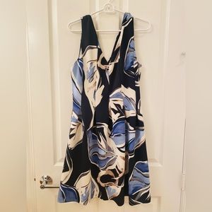 Vince Camuto Fit and Flare dress with pockets!